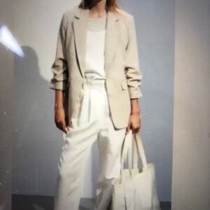 H&M Gathered Sleeve Linen Blend Jacket